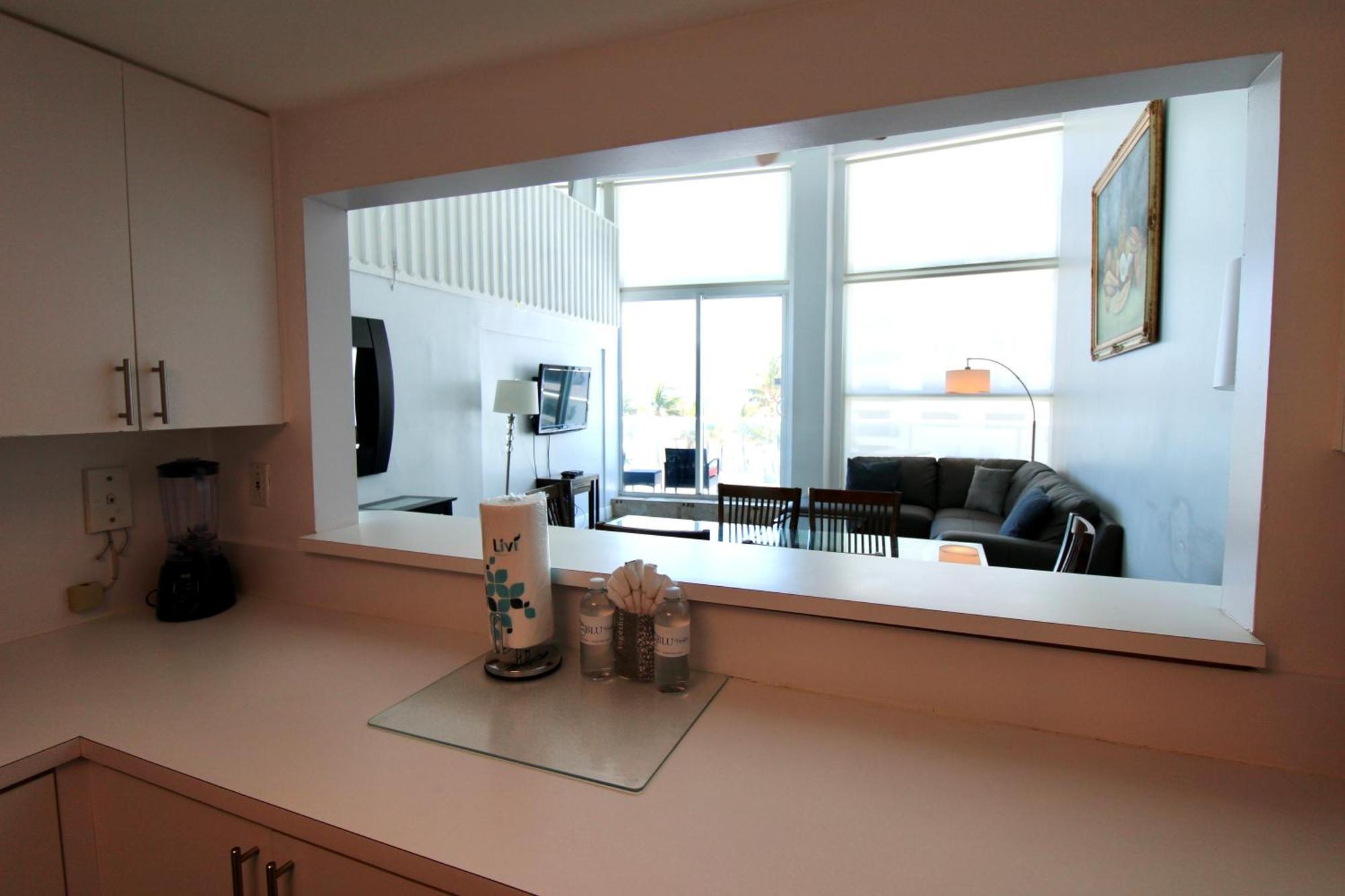 Castle M16 Oceanview Loft With Beach Access, Pool, Tennis And Free Parking! マイアミビーチ エクステリア 写真