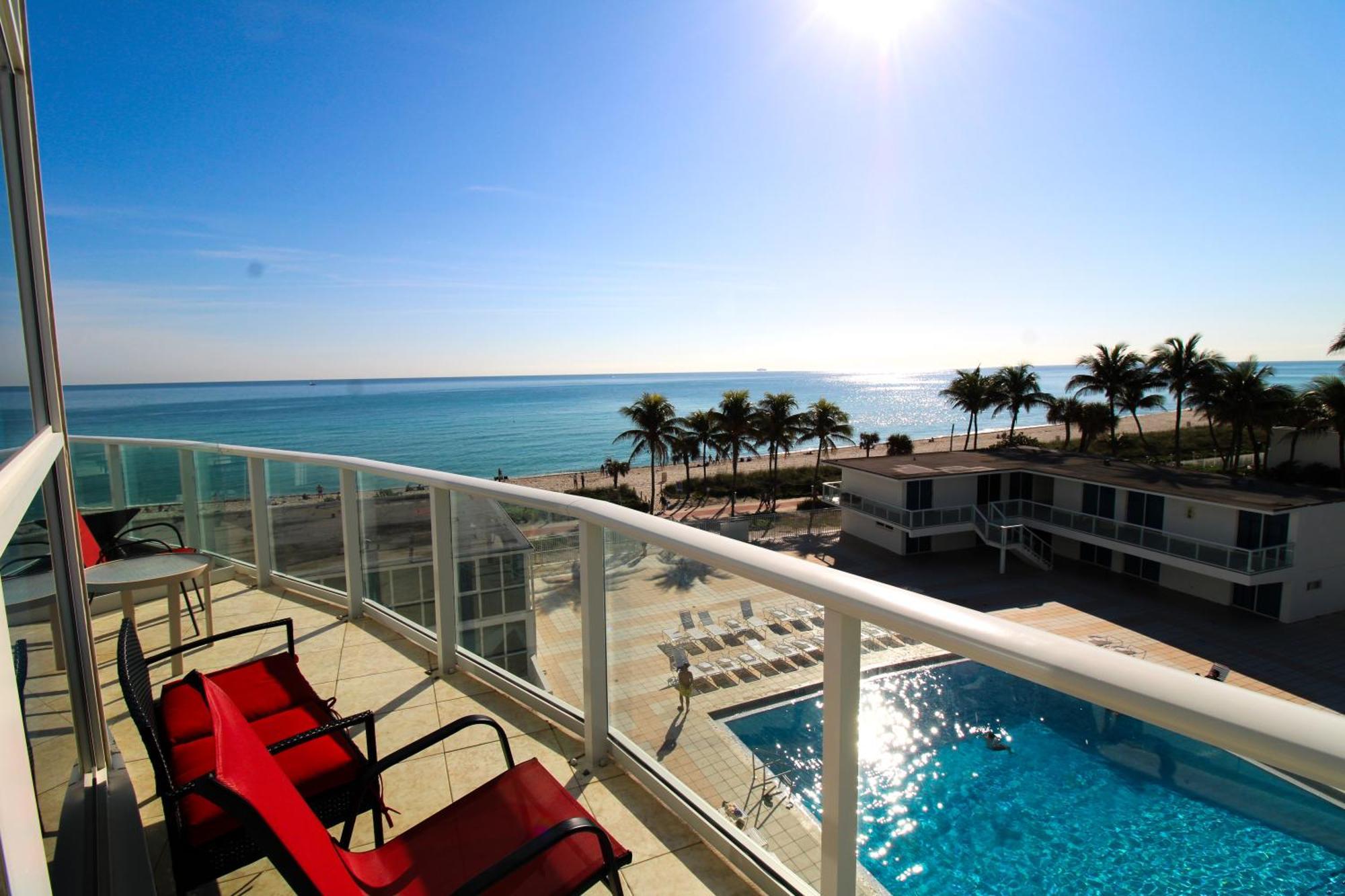 Castle M16 Oceanview Loft With Beach Access, Pool, Tennis And Free Parking! マイアミビーチ エクステリア 写真