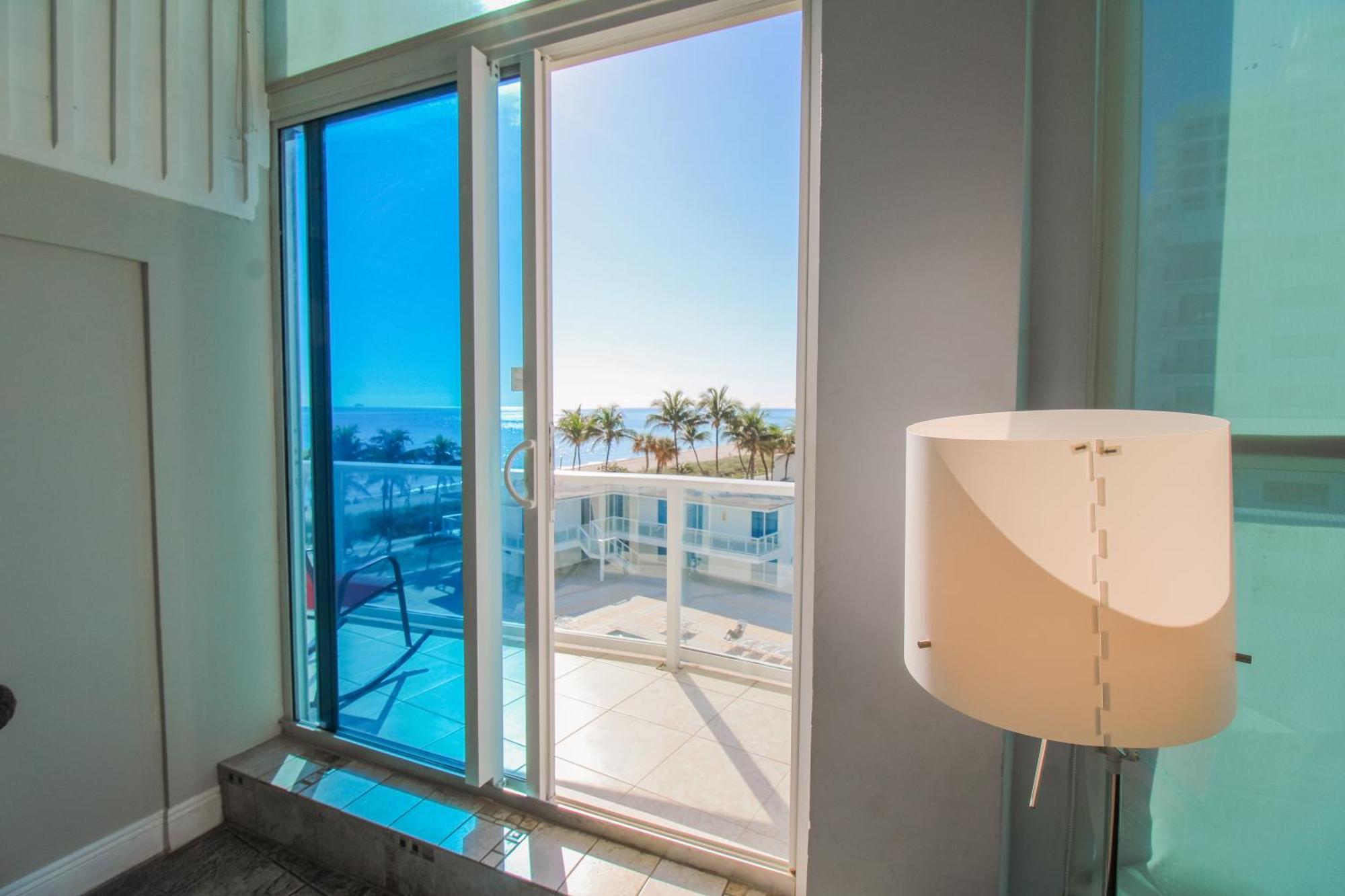 Castle M16 Oceanview Loft With Beach Access, Pool, Tennis And Free Parking! マイアミビーチ エクステリア 写真