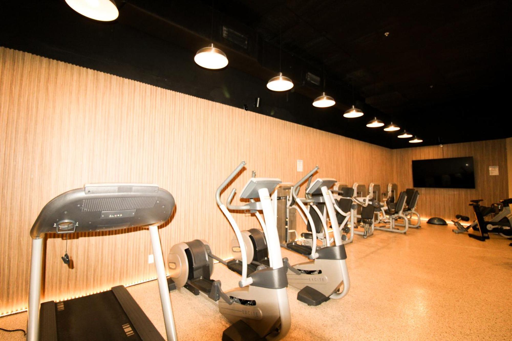 Castle M16 Oceanview Loft With Beach Access, Pool, Tennis And Free Parking! マイアミビーチ エクステリア 写真